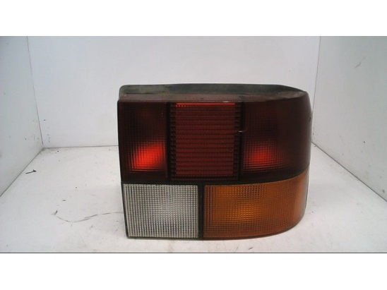 Feu arrière droit occasion RENAULT 19 Phase 1 - 1.4i