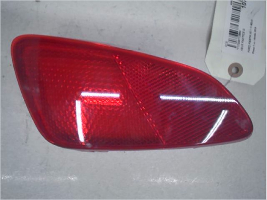 Feux factice d occasion FORD FIESTA VII Phase 1 - 1.1i 85ch