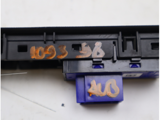 Commande mode de conduite occasion PEUGEOT 208 Phase 2 - 1.2i PURETECH 110ch