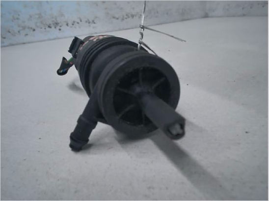 Pompe lave-glace avant occasion VOLKSWAGEN PASSAT V Phase 1 - 1.9 TDI 105ch