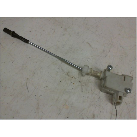 Actionneur portillon aile ard occasion VOLKSWAGEN GOLF V Phase 1 - 1.6 FSI 115ch