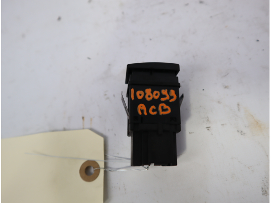 Bouton de warning occasion VOLKSWAGEN POLO IV Phase 2 - 1.4 TDI 70ch