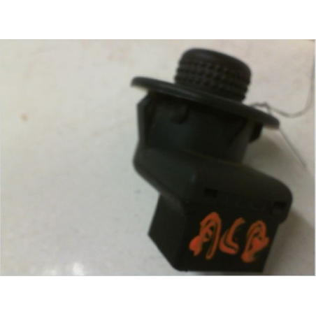 COMMANDE RETROVISSEUR EXT ELECTRIQUE