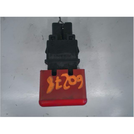 Bouton de warning occasion NISSAN MICRA III Phase 1 - 1.2i 80ch