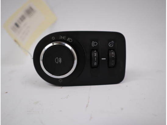 Commande eclairage occasion OPEL CORSA V Phase 1 - 1.3 CDTI 75ch