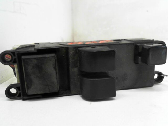 Commande lève-glace porte avant gauche occasion NISSAN MICRA II Phase 4 - 1.0i