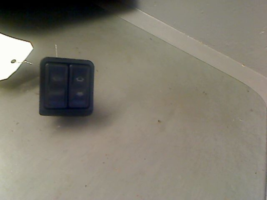 Commande lève-glace porte avant gauche occasion CITROEN ZX Phase 2 - 1.4i