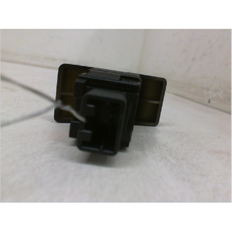 Bouton de warning occasion SUZUKI SWIFT III Phase 1 - 1.3i 90ch