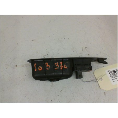 Commande leve-glace porte arrière droite occasion PEUGEOT 308 I Phase 1 SW - 1.6 VTi 16v 120ch
