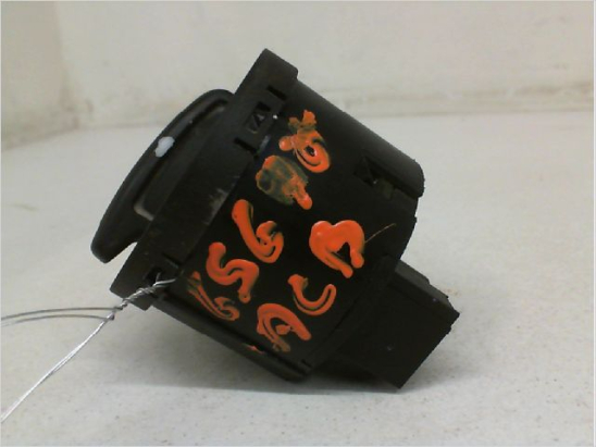 Commande eclairage occasion VOLKSWAGEN CADDY III Phase 1 - 1.9 TDI 105ch