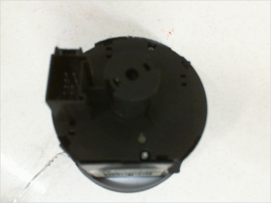 Commande eclairage occasion VOLKSWAGEN CADDY III Phase 1 - 1.9 TDI 105ch