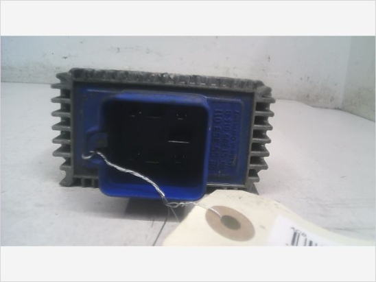 Boitier de préchauffage occasion SUZUKI SWIFT III Phase 1 - 1.3 DDIS 75ch