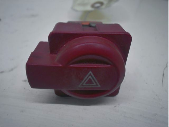 Bouton de warning occasion CITROEN C4 I Phase 2 - 1.6 HDI 92ch