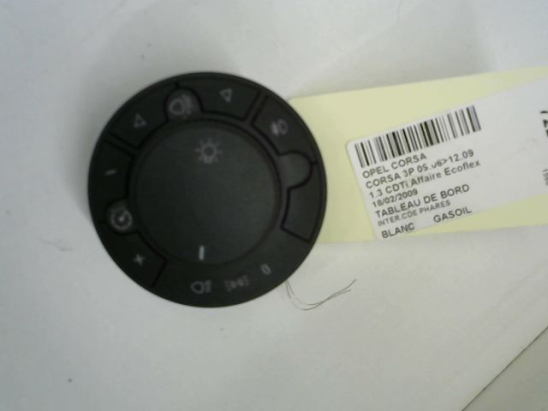 Interrupteur commande de phares occasion OPEL CORSA IV Phase 1 - 1.3 CDTI 75ch