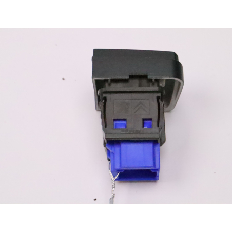 Bouton de warning occasion PEUGEOT 208 Phase 1 - 1.2 VTI 82ch