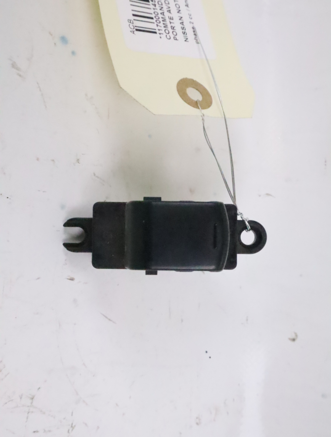 COMMANDE LEVE-GLACE PORTE AVD