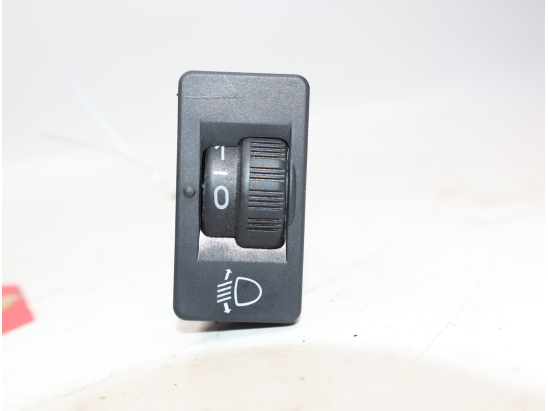 Interrupteur commande de phares occasion CITROEN BERLINGO II Phase 1 - 1.6 HDI 16v 90ch