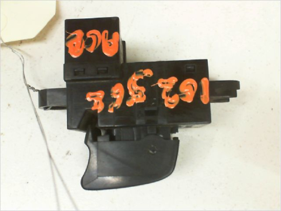 COMMANDE LEVE-GLACE PORTE ARD