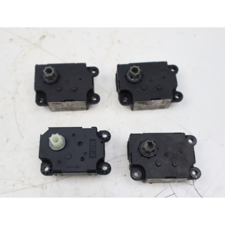 Moteur volet de chauffage occasion RENAULT SCENIC III Phase 1 - 1.9 DCI 130ch