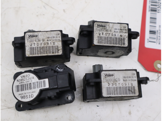 Moteur volet de chauffage occasion RENAULT SCENIC III Phase 1 - 1.9 DCI 130ch