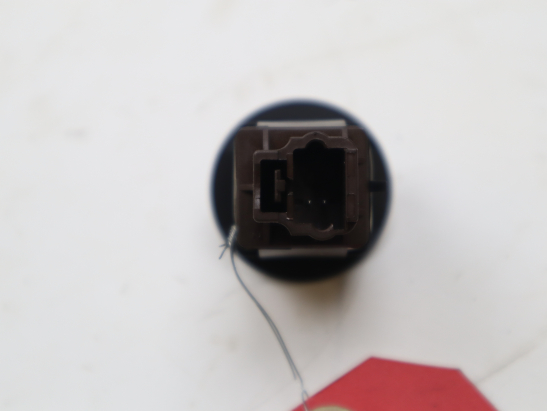 Interrupteur AirBag occasion RENAULT CAPTUR Phase 1 - 0.9 90 ch