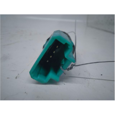 Contacteur de stop sur pédale occasion PEUGEOT 307 CC Phase 1 - 1.6i 109ch