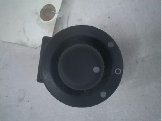 COMMANDE RETROVISSEUR EXT ELECTRIQUE