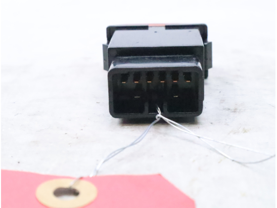 Bouton de warning occasion KIA RIO II Phase 2 - 1.5 CRDi 110ch Motion