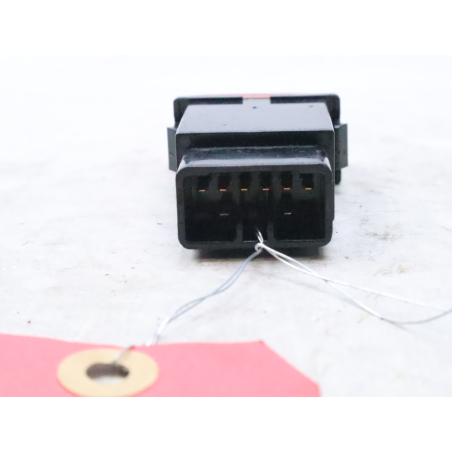 Bouton de warning occasion KIA RIO II Phase 2 - 1.5 CRDi 110ch Motion