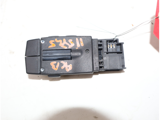 Commande autoradio occasion RENAULT ESPACE IV Phase 2 - 2.0 DCI 150ch