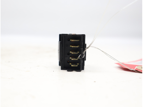 Commande leve-glace porte arrière droite occasion CITROEN XSARA PICASSO Phase 2 - 1.6 HDI 110ch