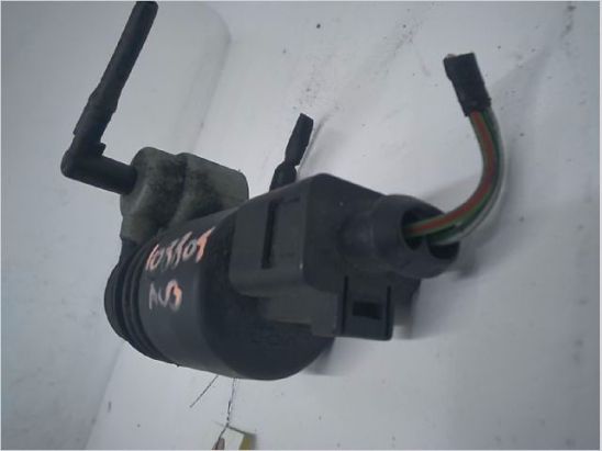 Pompe lave-glace avant occasion SKODA FABIA I Phase 1 - 1.2i 55ch