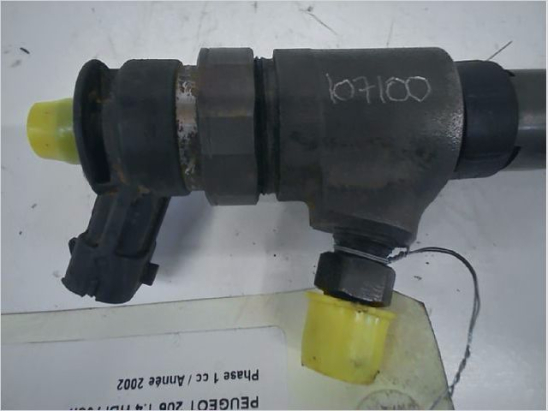 Injecteur occasion PEUGEOT 206 Phase 1 - 1.4 HDI 70ch