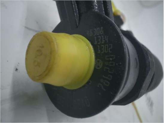 Injecteur occasion PEUGEOT 206 Phase 1 - 1.4 HDI 70ch