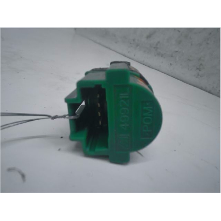 CONTACTEUR DE STOP SUR PEDALE 