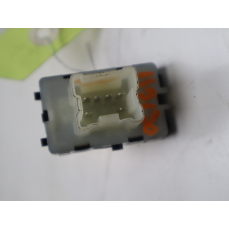 Commande leve-glace porte arrière gauche occasion DACIA SPRING Phase 1 - Elec 44ch