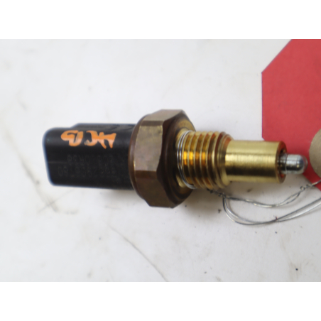 Contacteur feux recul occasion PEUGEOT 207 Phase 1 - 1.4 HDI BLUE LION