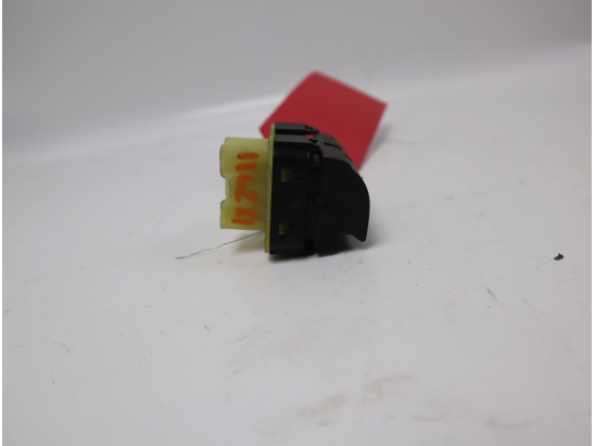 COMMANDE LEVE-GLACE PORTE AVG