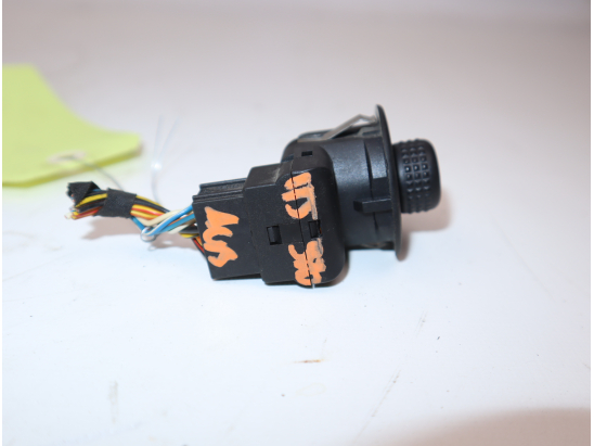 Commande rétroviseurs extérieures électriques occasion FORD FIESTA V Phase 2 - 1.25i