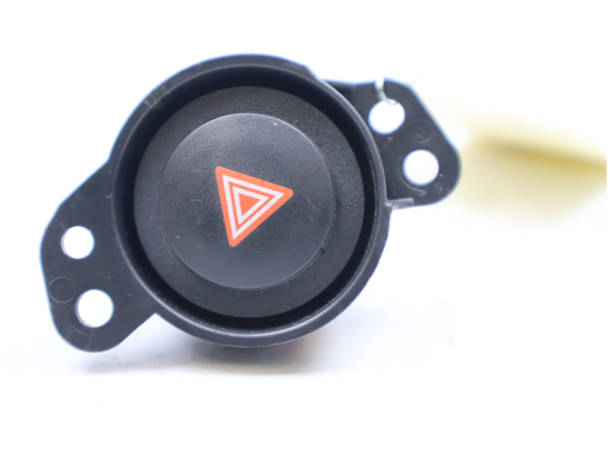 Bouton de warning occasion TOYOTA AYGO II Phase 1 - 1.0 VVTI 69ch