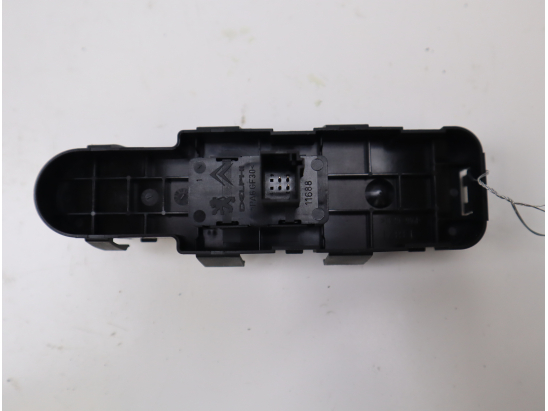 Commande lève-glace porte avant droite occasion PEUGEOT 308 I Phase 2 SW - 1.6 e-HDi 112ch