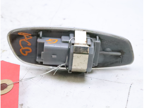 CLIGNOTANT RETROVISEUR AVG