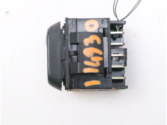 COMMANDE LEVE-GLACE PORTE AVD