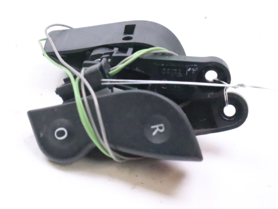 Commande autoradio occasion RENAULT MEGANE II Phase 1 - 1.9 DCI 120ch