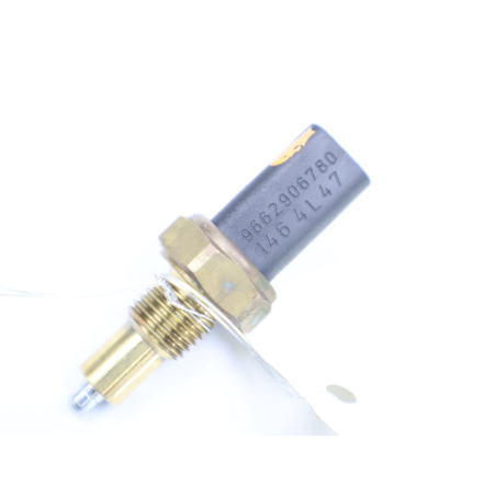 CONTACTEUR FEUX RECUL