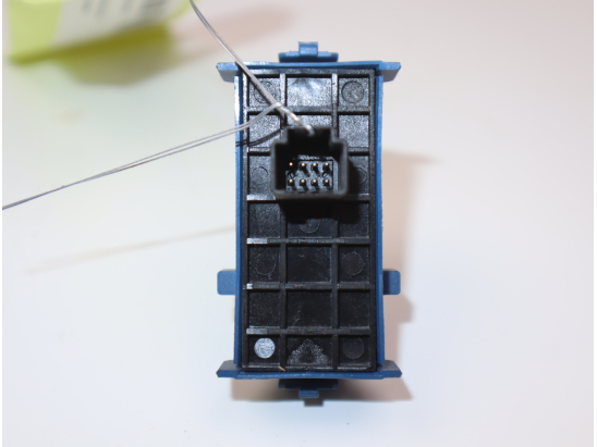 Commande leve-glace porte arrière droite occasion TOYOTA VERSO Phase 1 - 126 D-4D