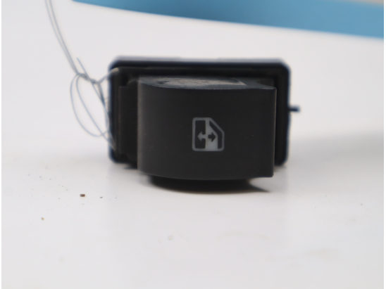 Commande lève-glace porte avant droite occasion FIAT IDEA Phase 1 - 1.3 DT MULTIJET 16v