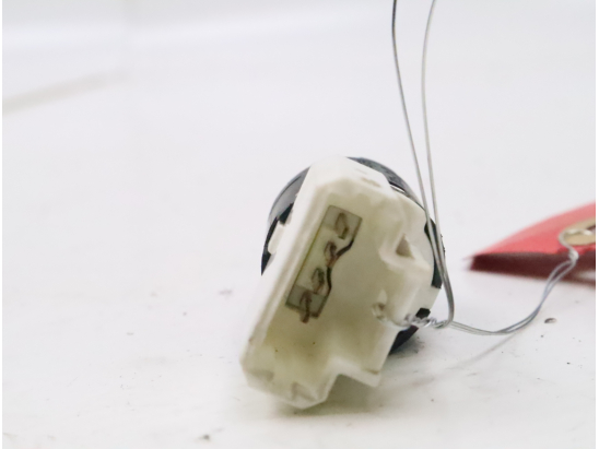 Contacteur de stop sur pédale occasion CITROEN BERLINGO I Phase 2 - 2.0 HDi 90ch