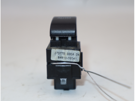 Commande lève-glace porte avant droite occasion TOYOTA COROLLA IX phase 2 - 2.0 D4-D 115ch