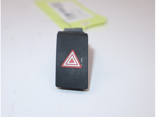 Bouton de warning occasion TOYOTA VERSO Phase 1 - 126 D-4D